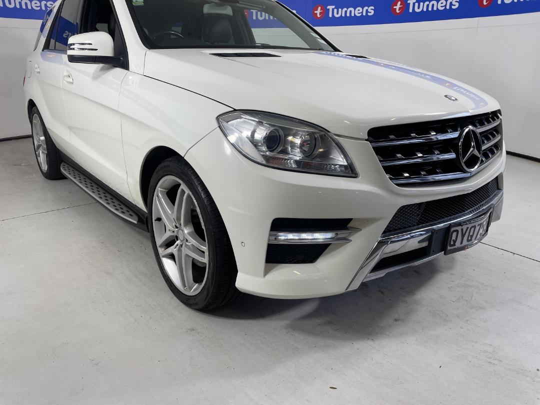 Photo '35' of Mercedes-Benz M-Class Photo '35' of Mercedes-Benz M-Class