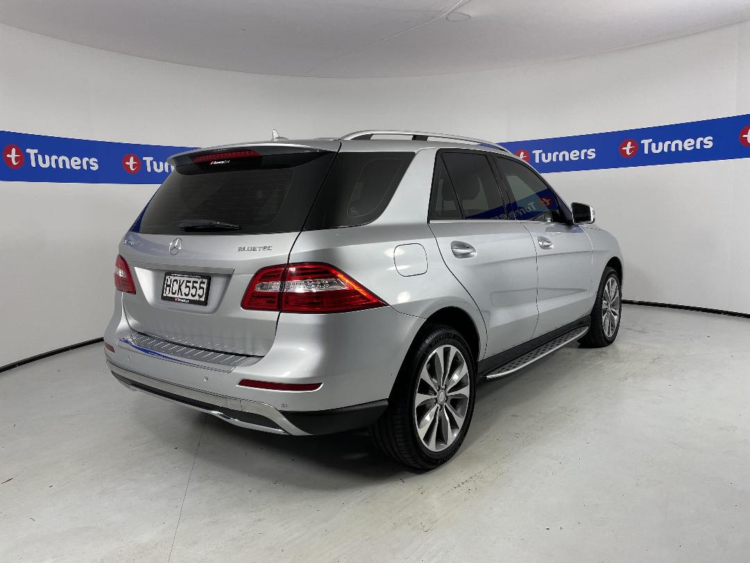 Photo '7' of Mercedes-Benz M-Class Photo '7' of Mercedes-Benz M-Class