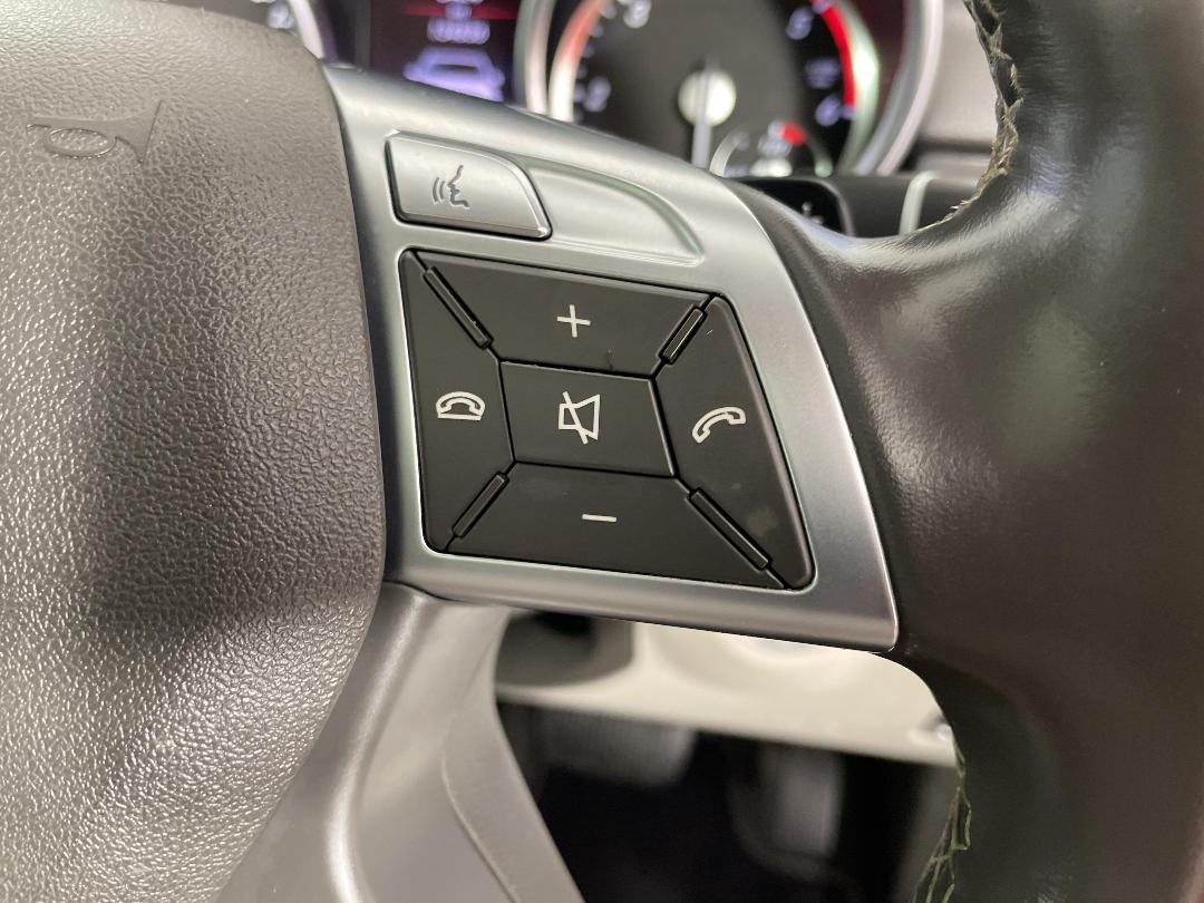 Photo '25' of Mercedes-Benz M-Class Photo '25' of Mercedes-Benz M-Class