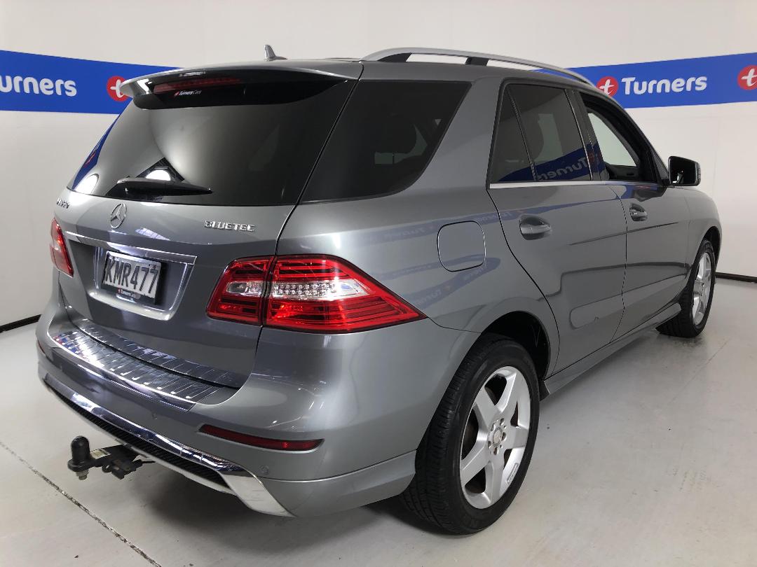 Photo '7' of Mercedes-Benz Ml350