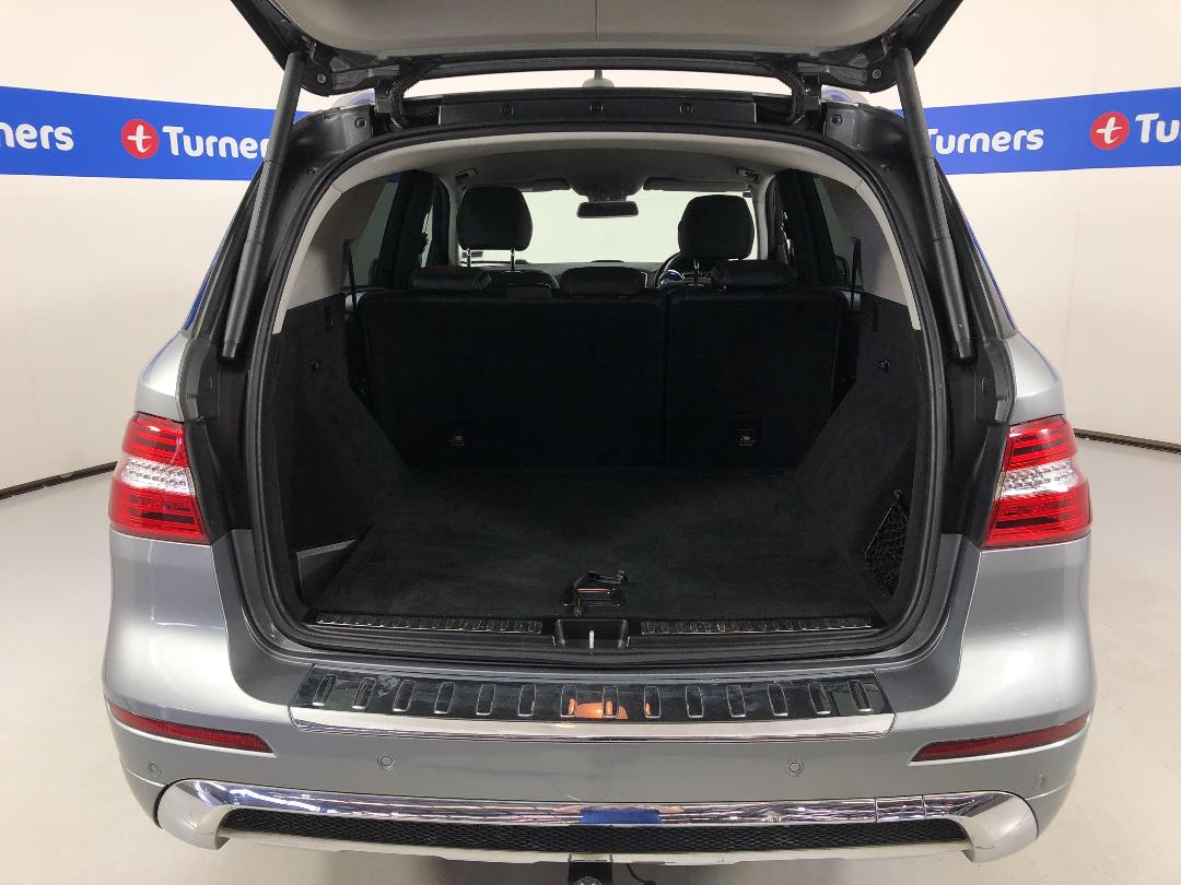 Photo '14' of Mercedes-Benz Ml350