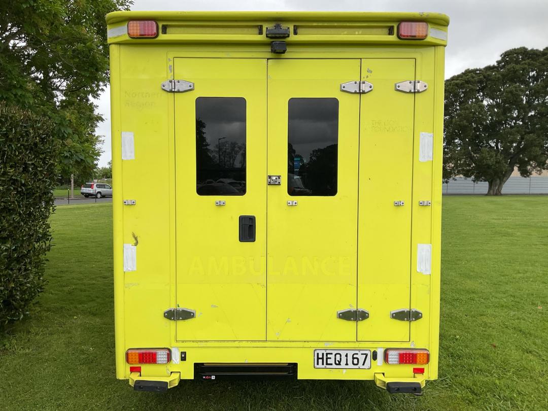 Photo '6' of Mercedes-Benz Sprinter C/C 319 CDI 3665 S Ambulance Photo '6' of Mercedes-Benz Sprinter C/C 319 CDI 3665 S Ambulance