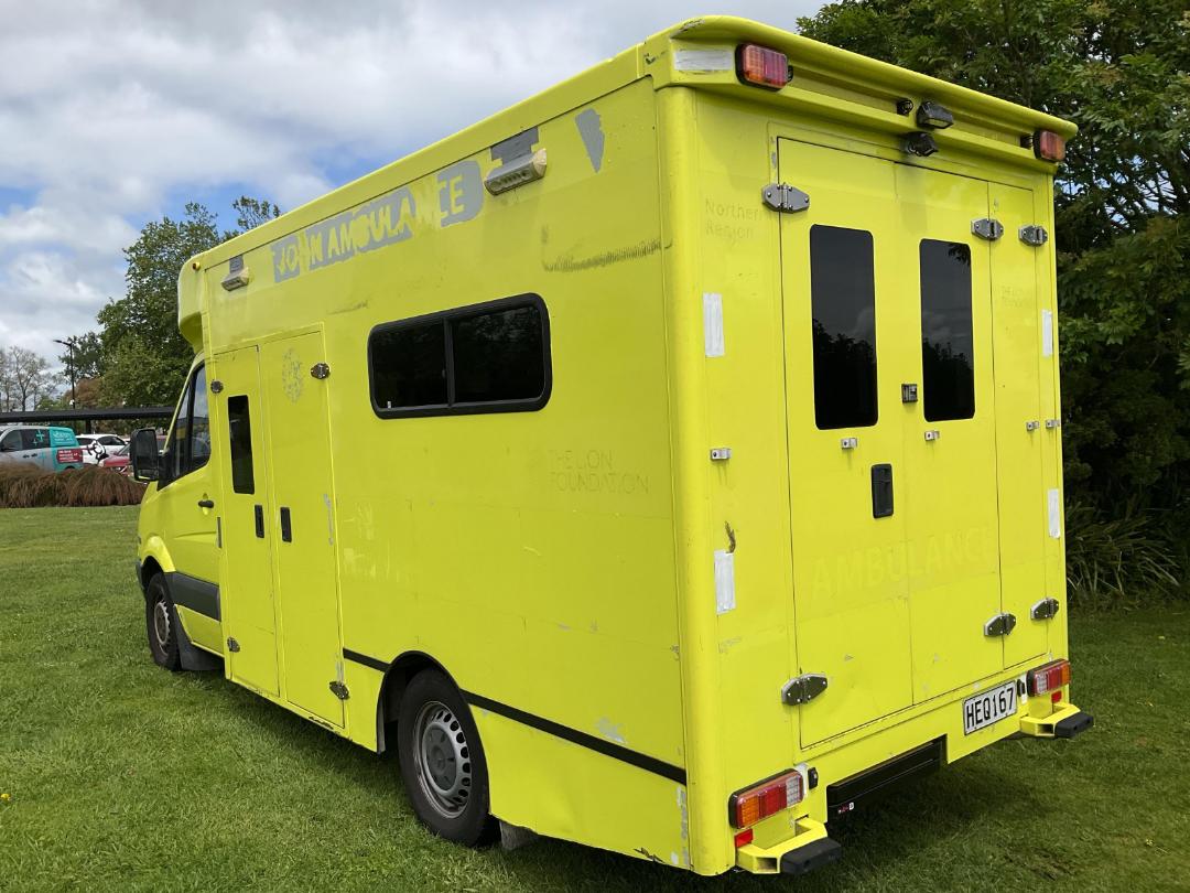 Photo '11' of Mercedes-Benz Sprinter C/C 319 CDI 3665 S Ambulance Photo '11' of Mercedes-Benz Sprinter C/C 319 CDI 3665 S Ambulance