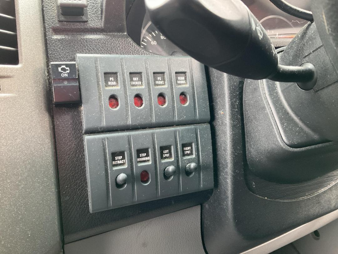 Photo '30' of Mercedes-Benz Sprinter C/C 319 CDI 3665 S Ambulance Photo '30' of Mercedes-Benz Sprinter C/C 319 CDI 3665 S Ambulance