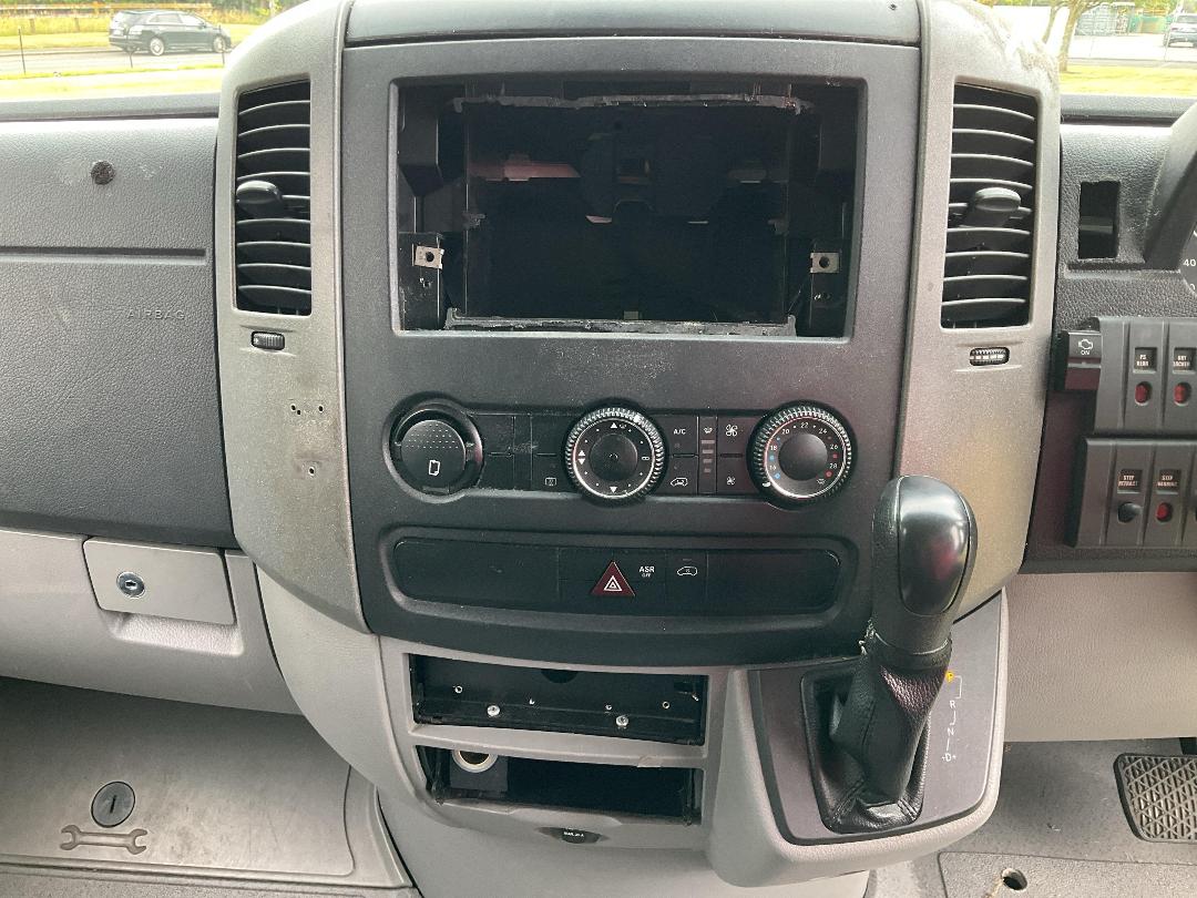 Photo '20' of Mercedes-Benz Sprinter C/C 319 CDI 3665 S Ambulance