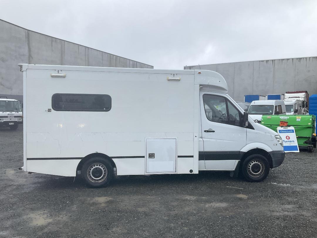 Photo '6' of Mercedes-Benz Sprinter C/C 319 CDI 3665 S Ambulance Photo '6' of Mercedes-Benz Sprinter C/C 319 CDI 3665 S Ambulance