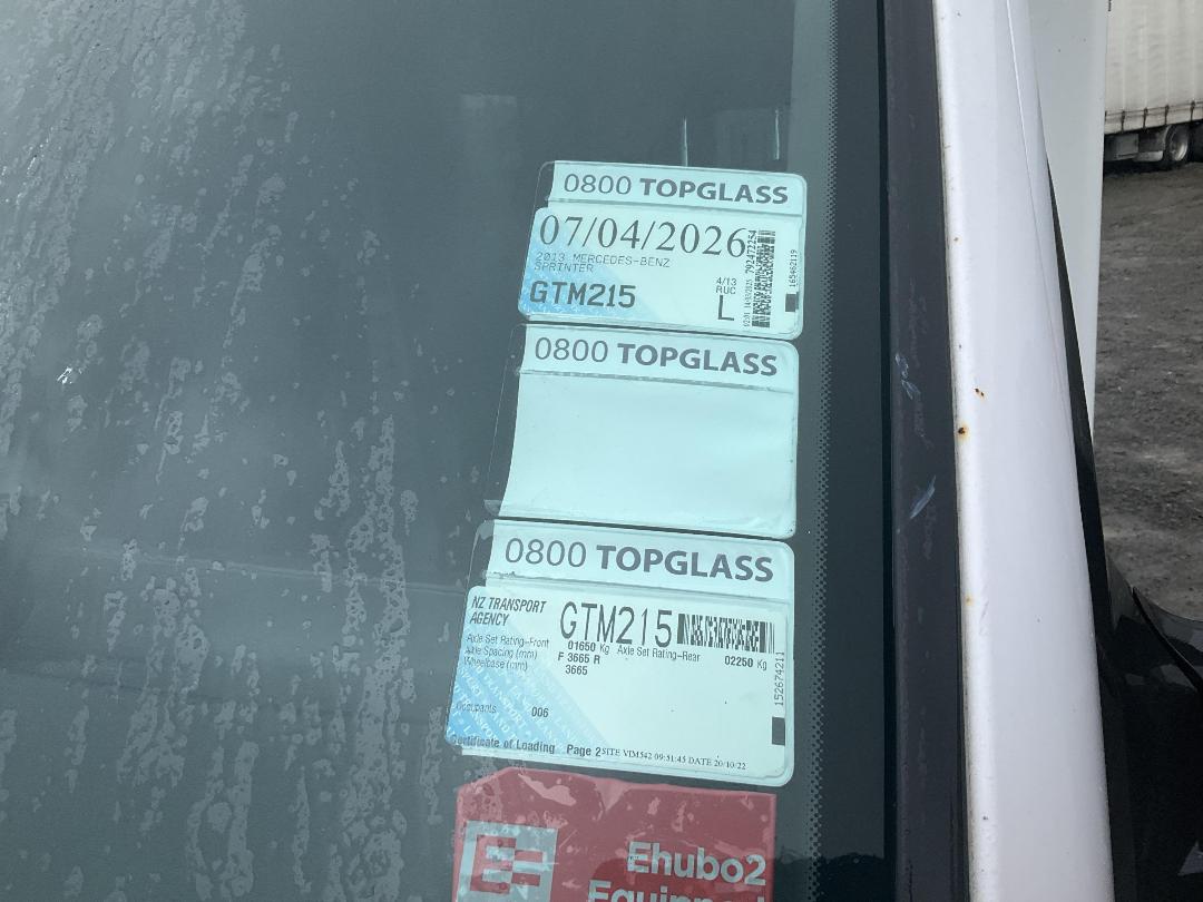 Photo '26' of Mercedes-Benz Sprinter C/C 319 CDI 3665 S Ambulance Photo '26' of Mercedes-Benz Sprinter C/C 319 CDI 3665 S Ambulance