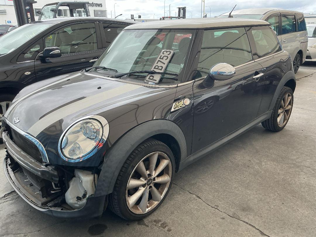 Photo '3' of Mini Cooper Photo '3' of Mini Cooper