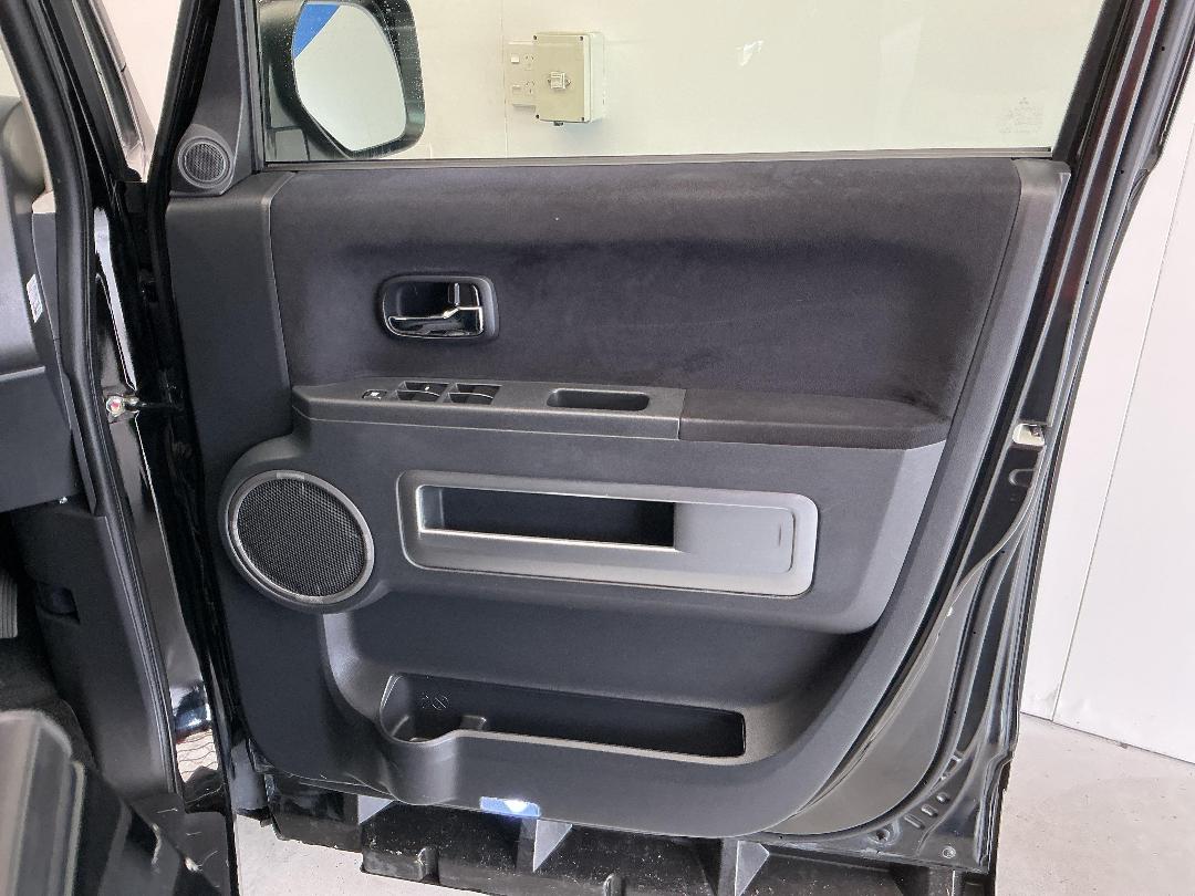 Photo '15' of Mitsubishi Delica