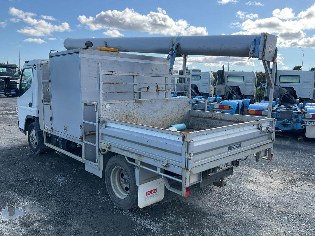Photo '6' of Mitsubishi Fuso Canter FEB60E2 Euro 5 - 616 Tipper
