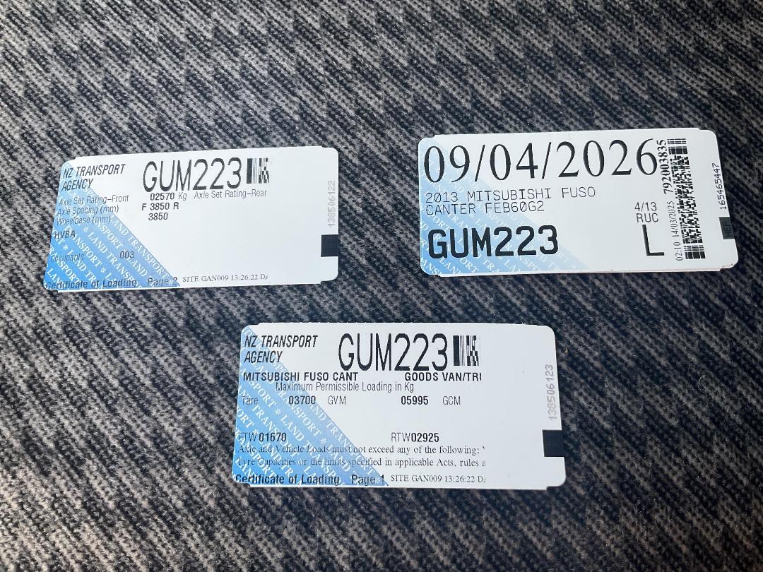 Photo '29' of Mitsubishi Fuso Canter FEB60G2 Chiller