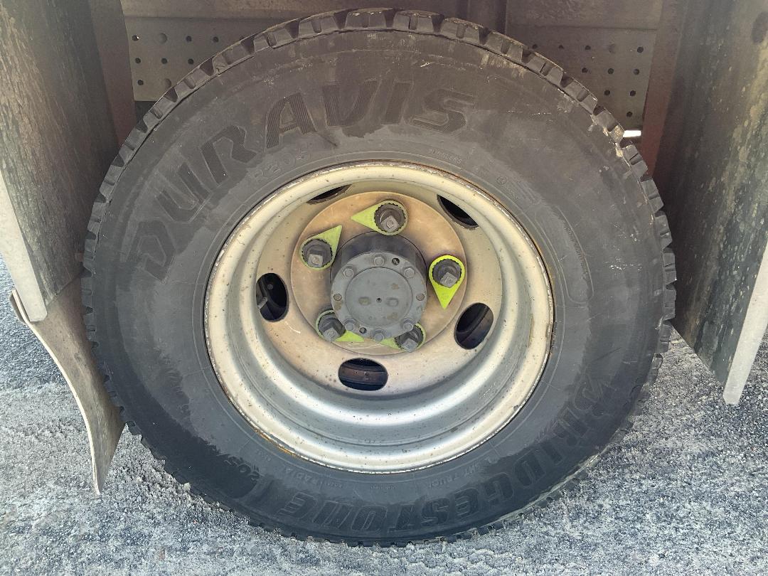 Photo '36' of Mitsubishi Fuso Canter FEB60G2 Chiller