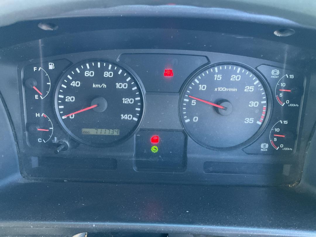 Photo '17' of Mitsubishi Fuso Fighter FU281U8 Curtainsider