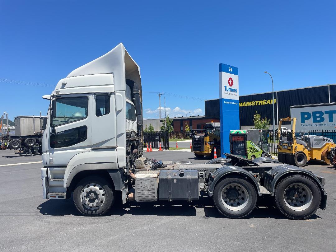 Photo '7' of Mitsubishi Fuso HD Tractor Unit Photo '7' of Mitsubishi Fuso HD Tractor Unit