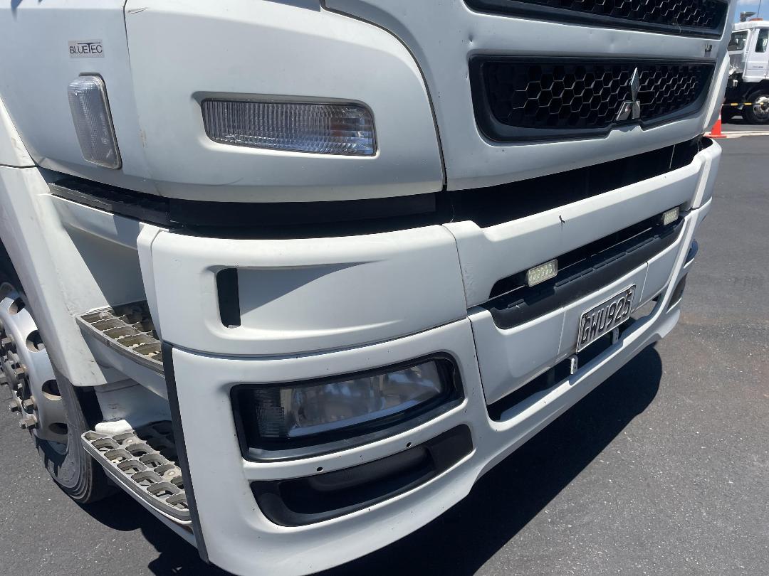 Photo '11' of Mitsubishi Fuso HD Tractor Unit Photo '11' of Mitsubishi Fuso HD Tractor Unit