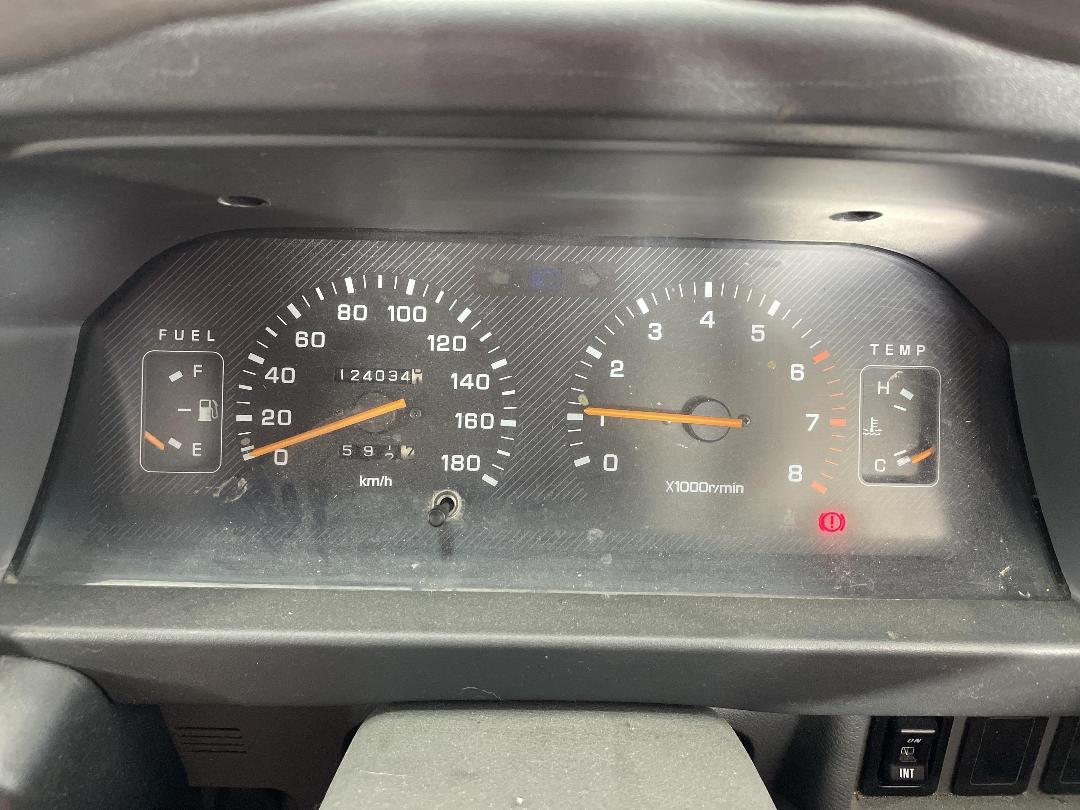 Photo '20' of Mitsubishi L300