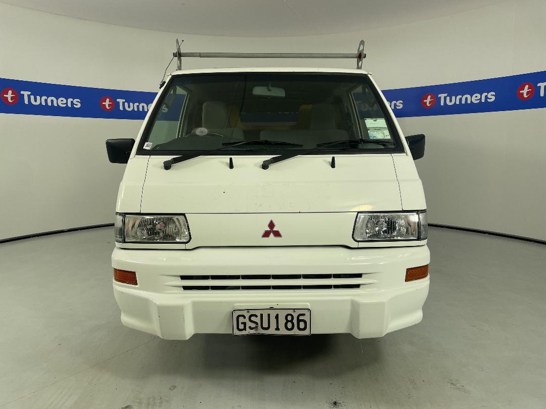 Photo '2' of Mitsubishi L300 Photo '2' of Mitsubishi L300