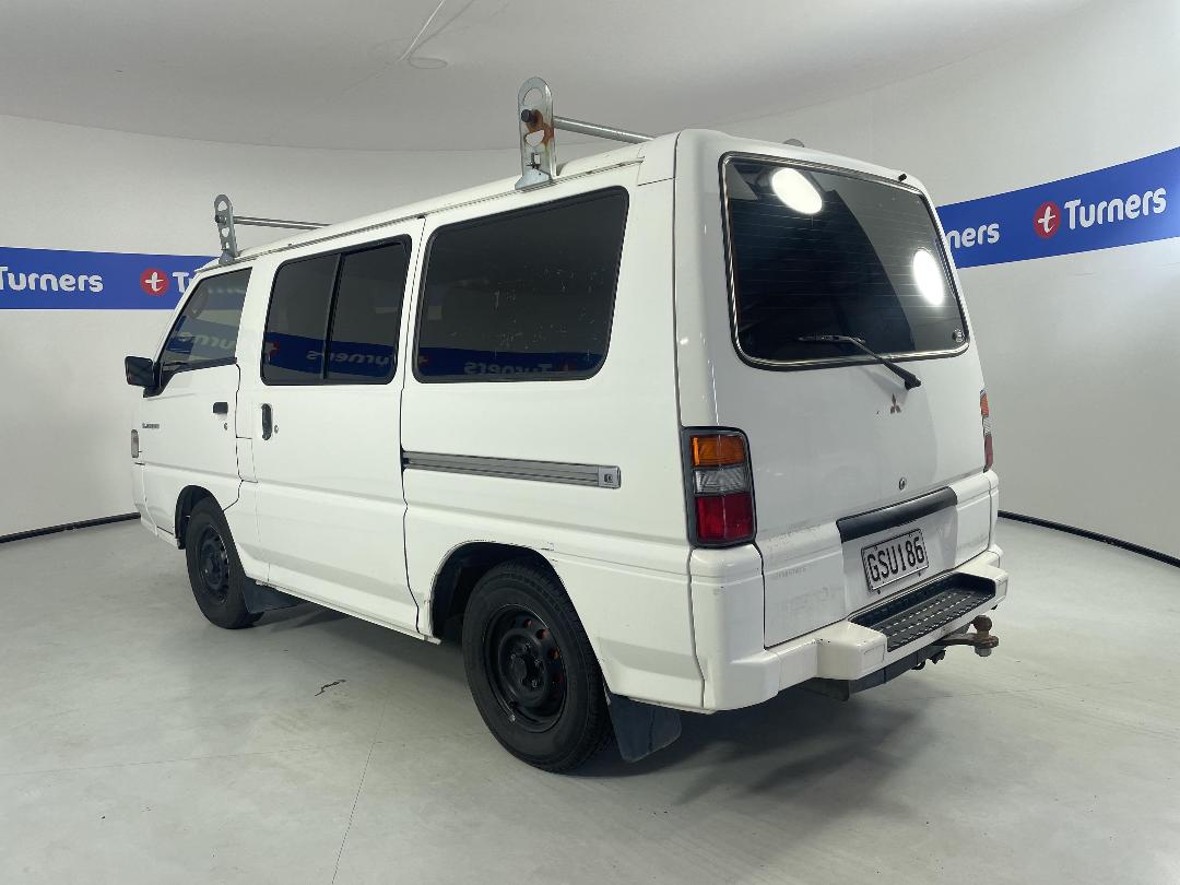 Photo '5' of Mitsubishi L300 Photo '5' of Mitsubishi L300