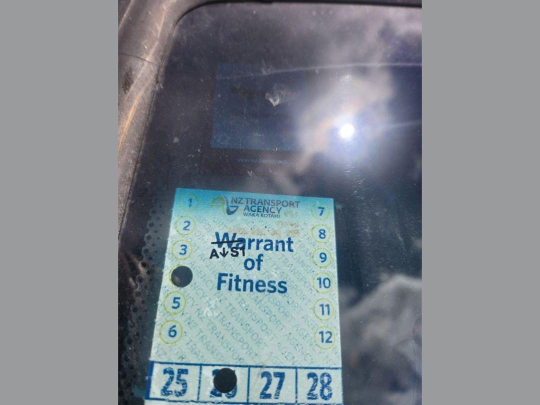 Photo '15' of Mitsubishi L300 SWB