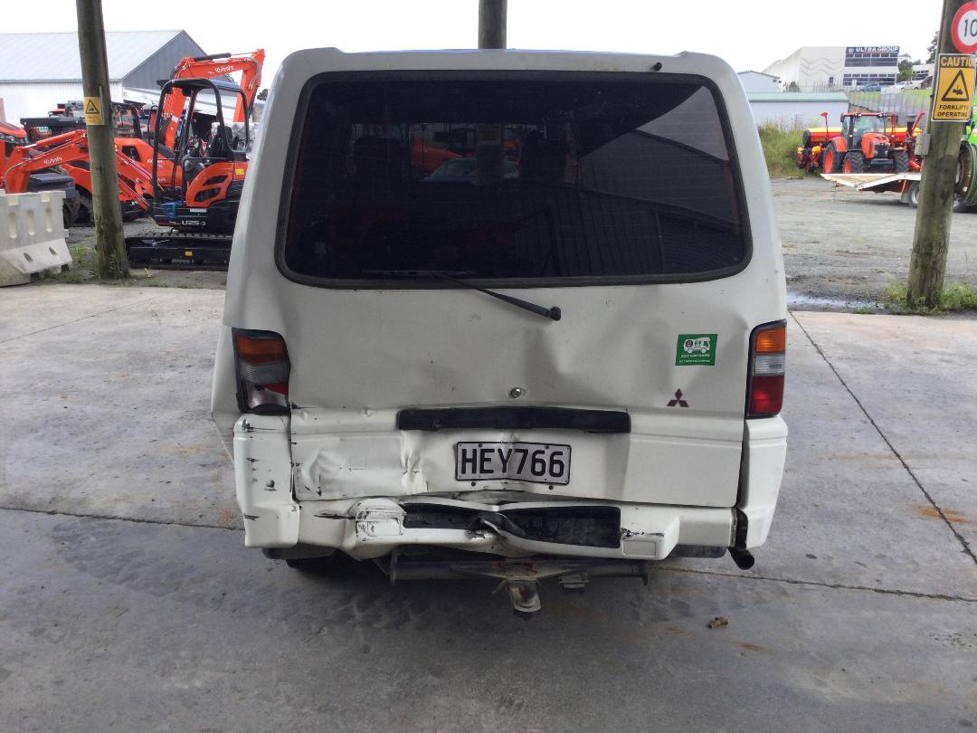 Photo '6' of Mitsubishi L300 SWB