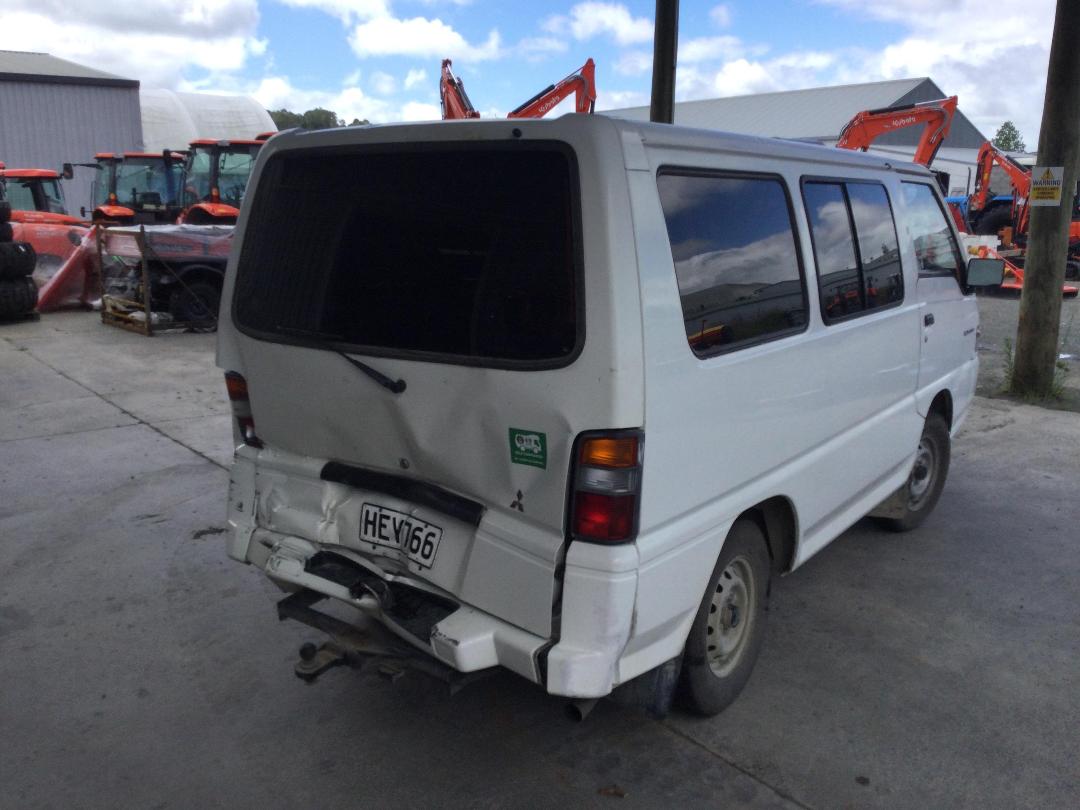 Photo '7' of Mitsubishi L300 SWB