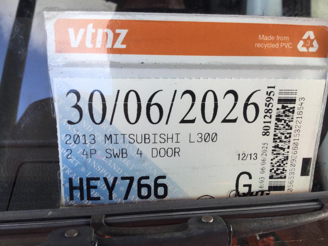 Photo '16' of Mitsubishi L300 SWB