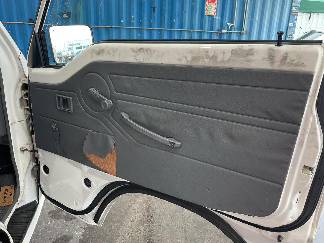 Photo '17' of Mitsubishi L300 SWB Photo '17' of Mitsubishi L300 SWB