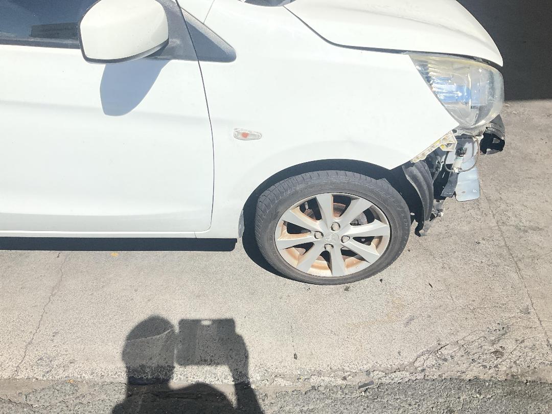 Photo '2' of Mitsubishi Mirage GLS