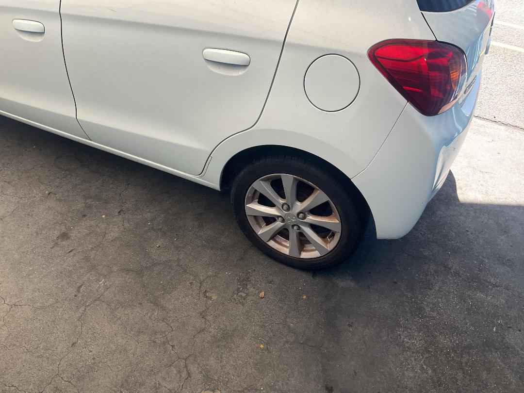 Photo '10' of Mitsubishi Mirage GLS