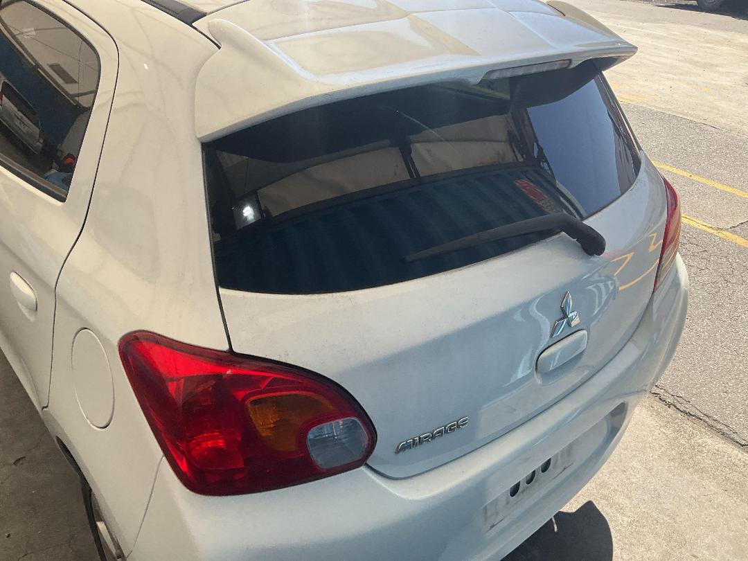 Photo '11' of Mitsubishi Mirage GLS