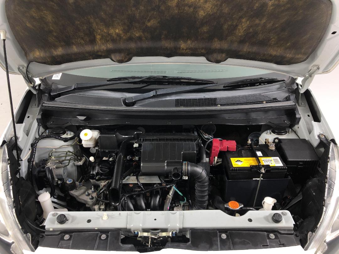 Photo '13' of Mitsubishi Mirage