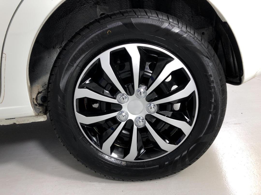 Photo '11' of Mitsubishi Mirage