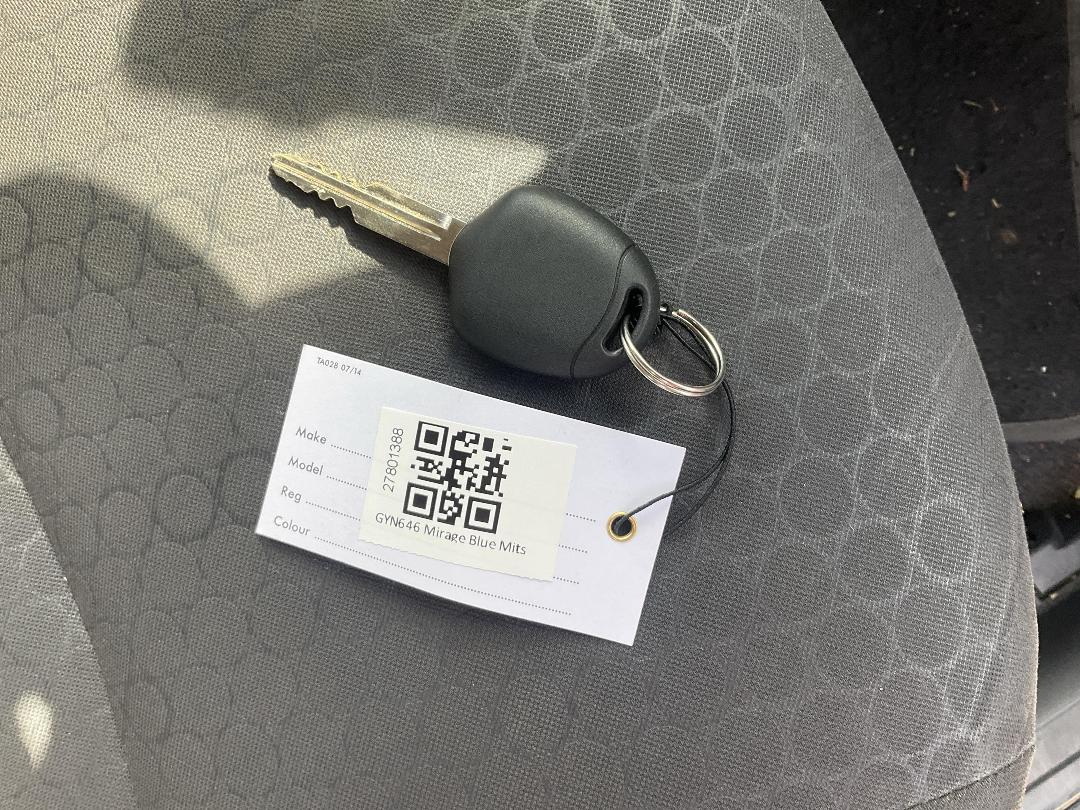 Photo '15' of Mitsubishi Mirage LS Photo '15' of Mitsubishi Mirage LS