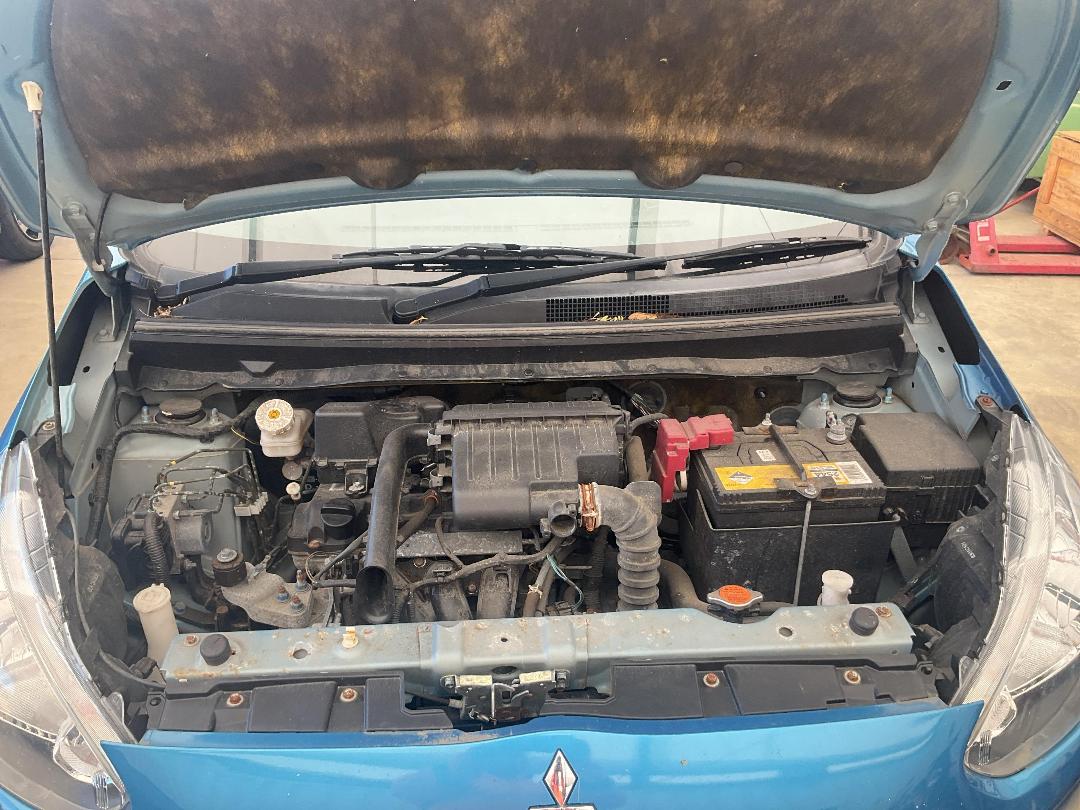 Photo '15' of Mitsubishi Mirage LS Photo '15' of Mitsubishi Mirage LS