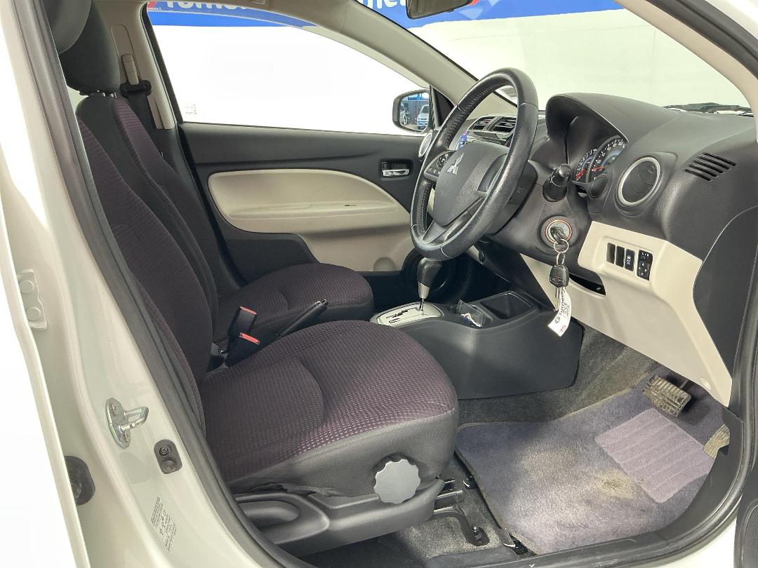 Photo '16' of Mitsubishi Mirage