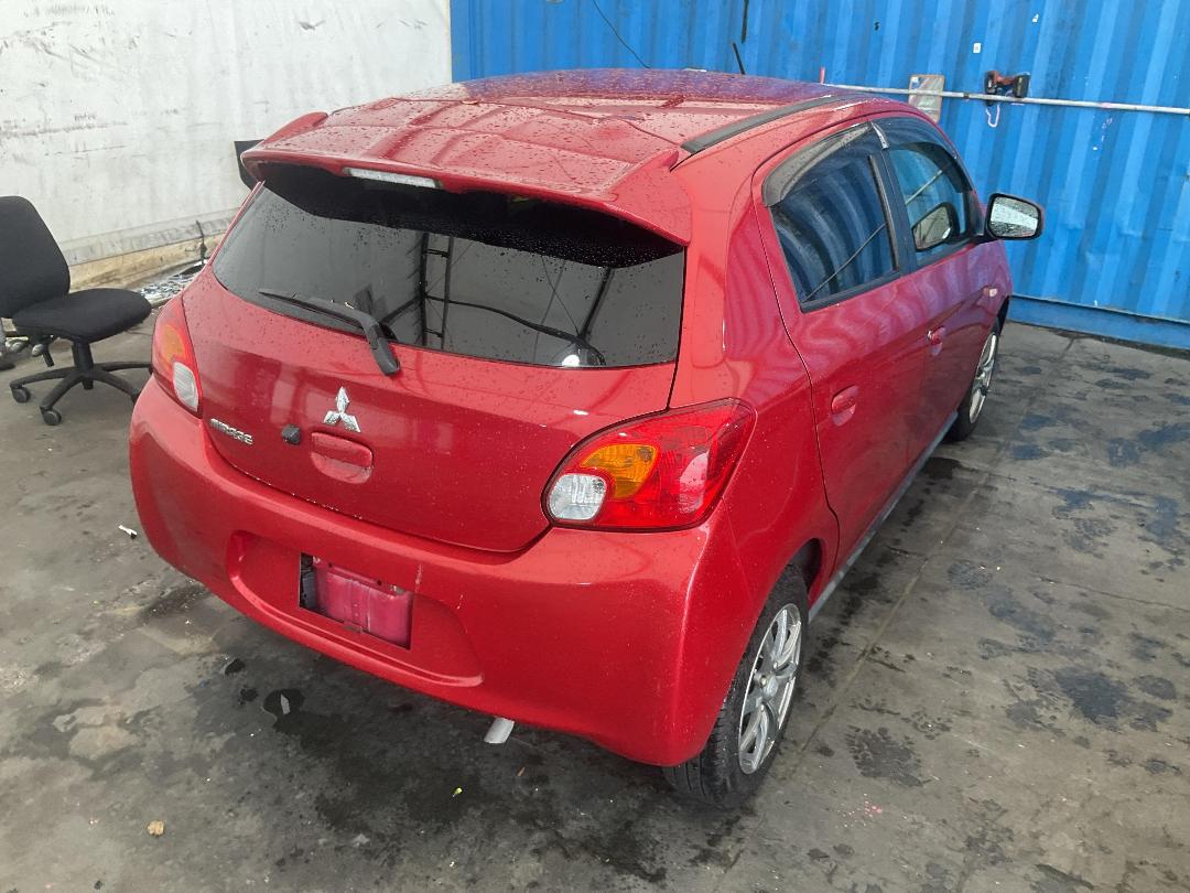 Photo '11' of Mitsubishi Mirage Photo '11' of Mitsubishi Mirage