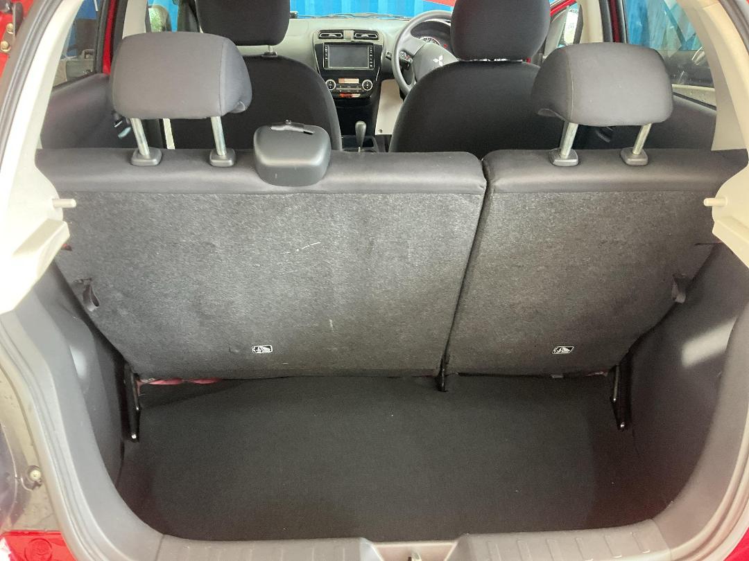 Photo '21' of Mitsubishi Mirage Photo '21' of Mitsubishi Mirage