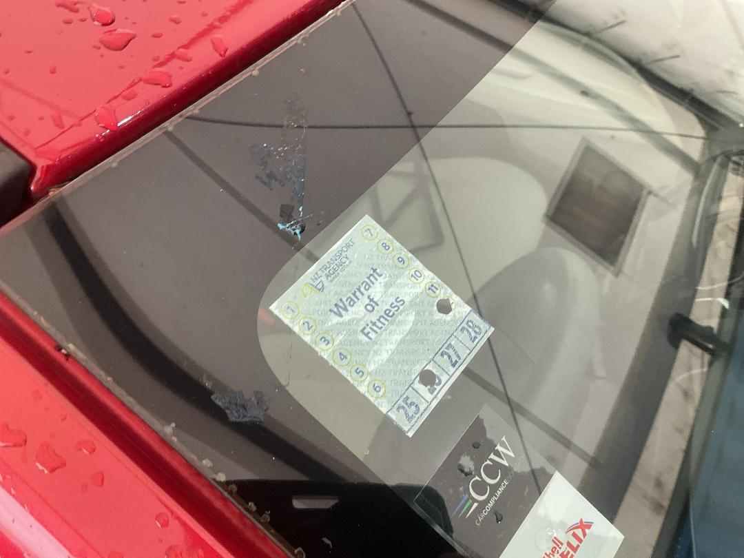 Photo '22' of Mitsubishi Mirage Photo '22' of Mitsubishi Mirage