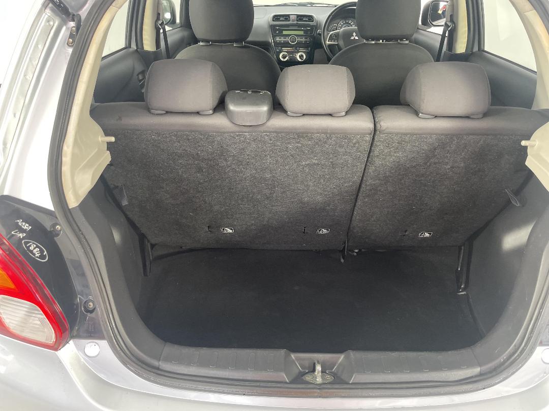 Photo '14' of Mitsubishi Mirage Photo '14' of Mitsubishi Mirage