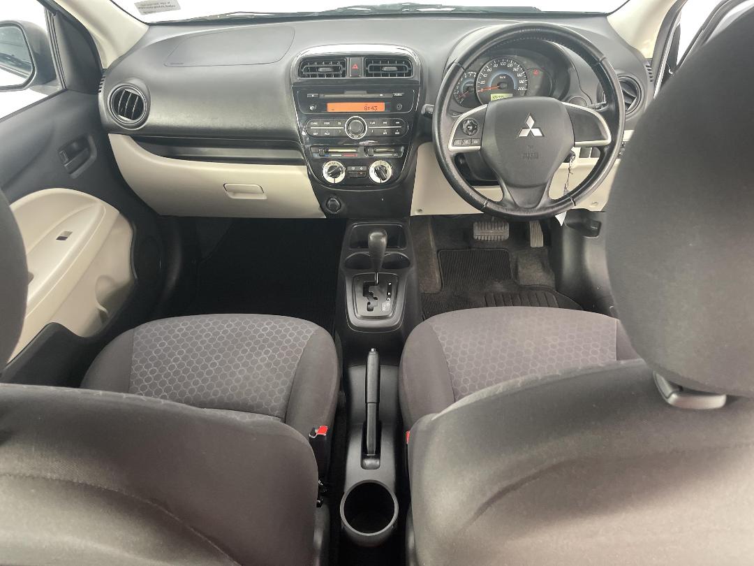 Photo '18' of Mitsubishi Mirage Photo '18' of Mitsubishi Mirage