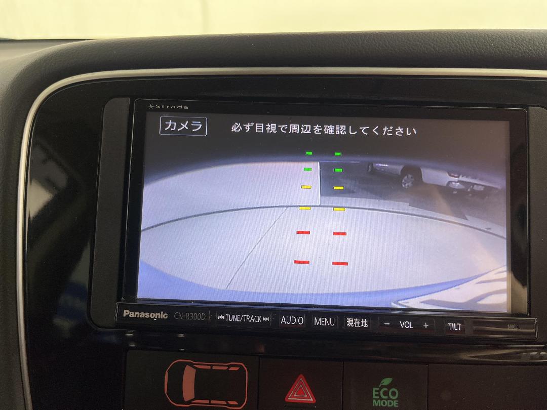 Photo '24' of Mitsubishi Outlander