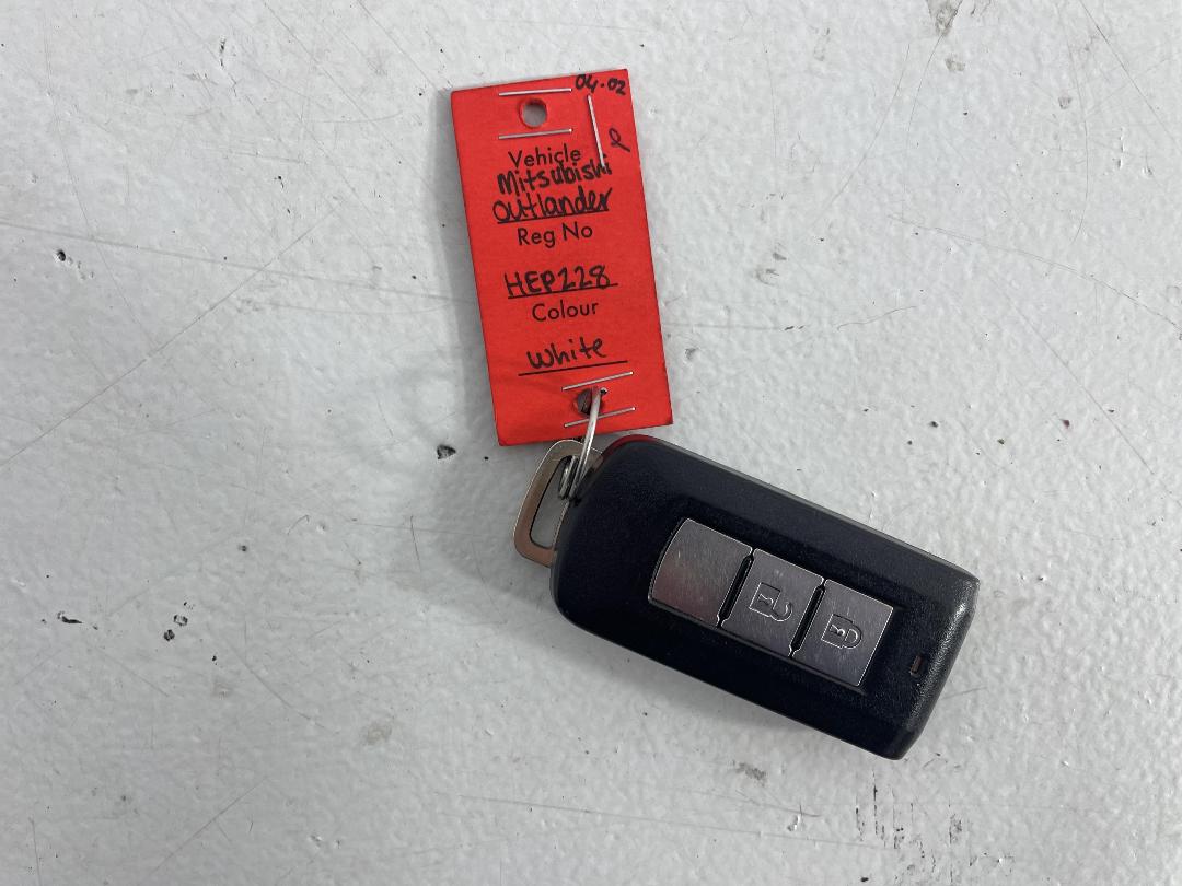 Photo '22' of Mitsubishi Outlander Photo '22' of Mitsubishi Outlander