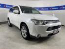 Thumbnail '1' of Mitsubishi Outlander