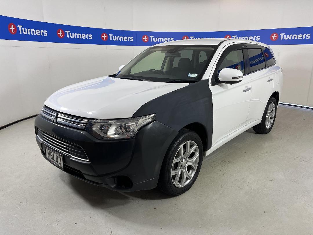 Photo '4' of Mitsubishi Outlander