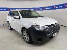 Thumbnail '1' of Mitsubishi Outlander