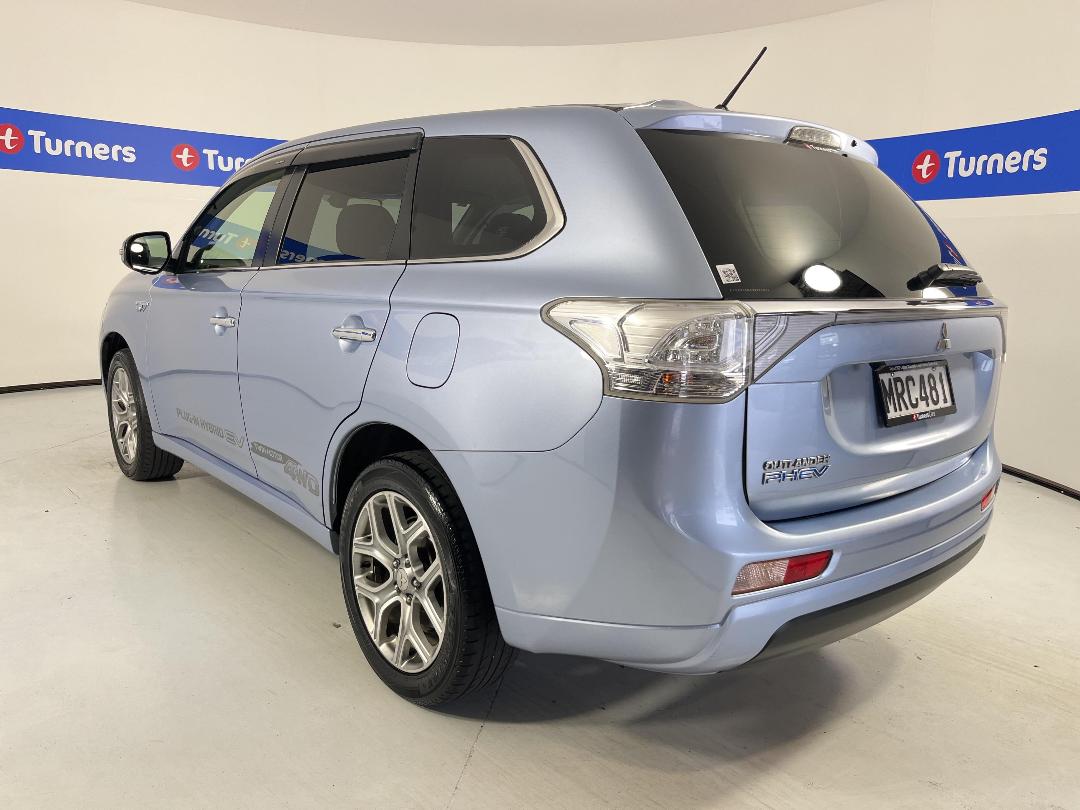 Photo '5' of Mitsubishi Outlander