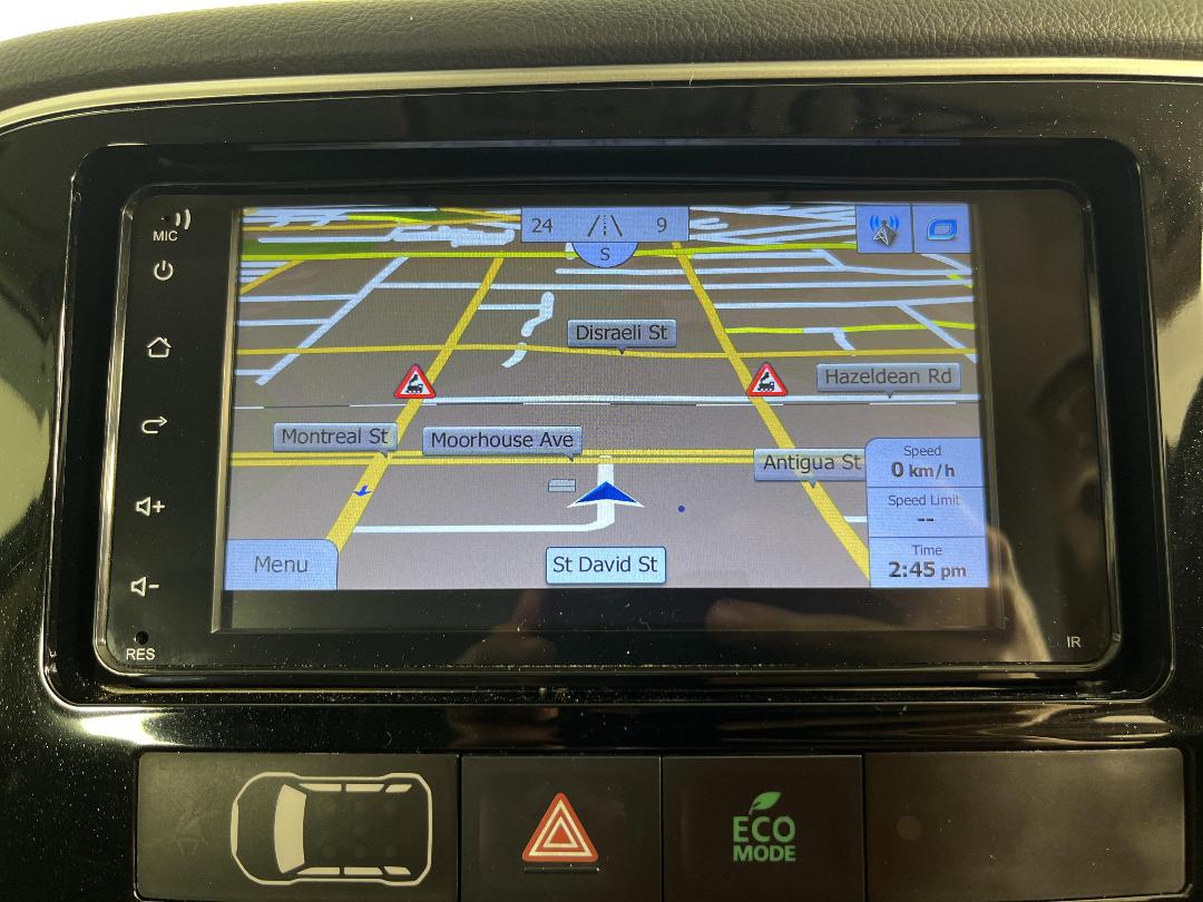 Photo '26' of Mitsubishi Outlander