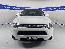 Thumbnail '2' of Mitsubishi Outlander