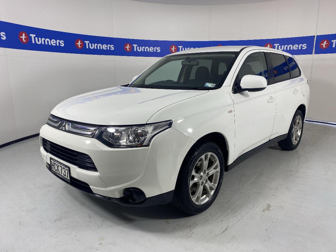 Photo '4' of Mitsubishi Outlander