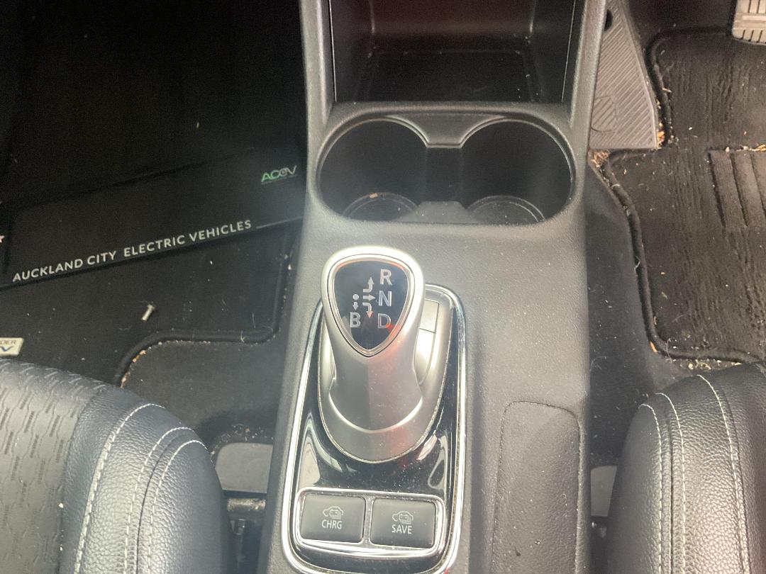 Photo '13' of Mitsubishi Outlander Plugin Photo '13' of Mitsubishi Outlander Plugin